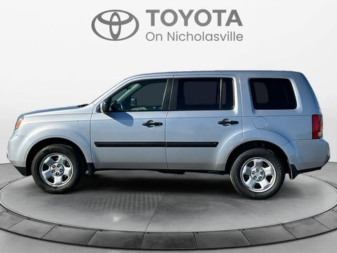 Used 2015 Honda Pilot LX image 3