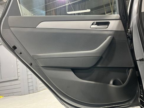 Used 2018 Hyundai Sonata SE FWD image 31