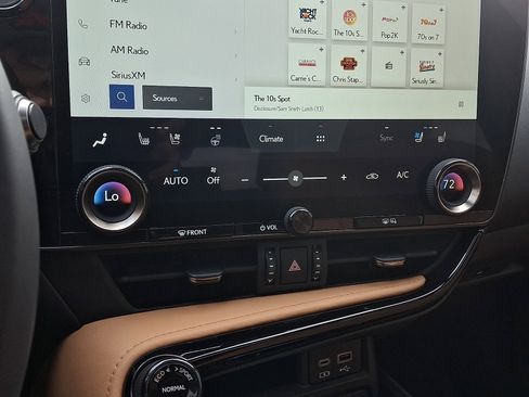 Used 2023 Lexus NX 350 AWD image 15