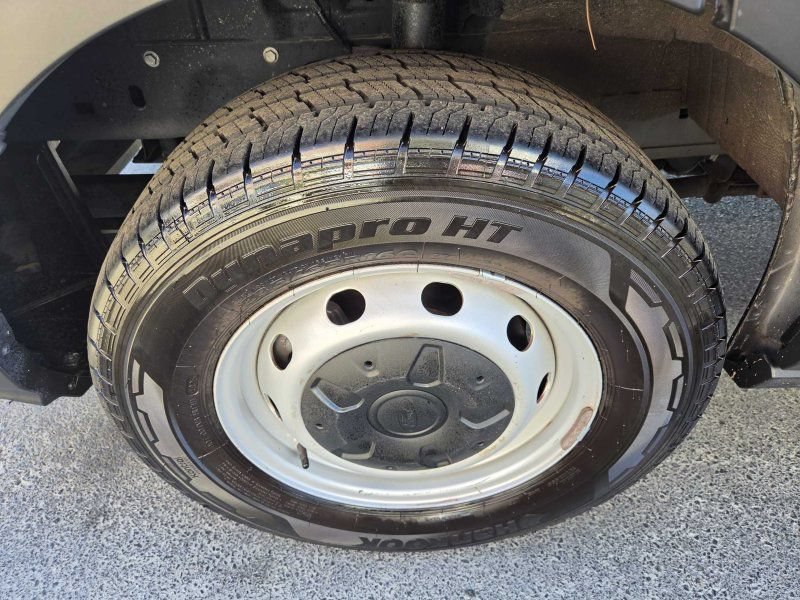 Used 2021 Ford Transit 250 Medium Roof RWD image 19