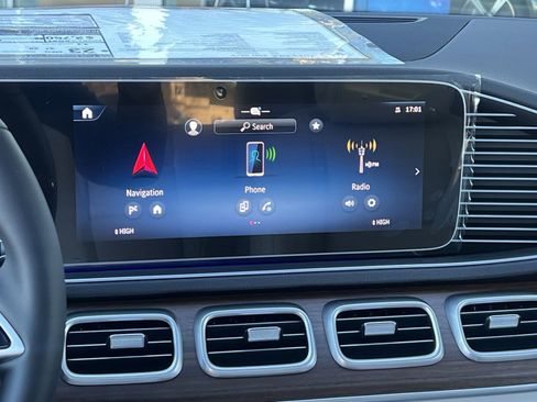 Certified 2025 Mercedes-Benz GLE 350 4MATIC image 36