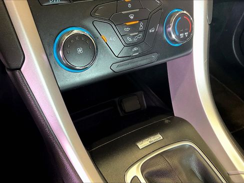Used 2013 Ford Fusion SE FWD image 15