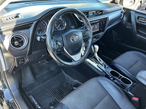 Used 2018 Toyota Corolla SE image 17