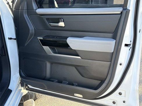 Used 2024 Toyota Tundra Limited image 8