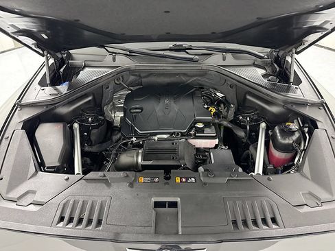 Used 2021 Genesis GV80 2.5T AWD/4WD image 30