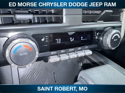 Used 2025 Toyota Tacoma SR5 image 17