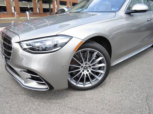 Used 2024 Mercedes-Benz S 580 4MATIC Sedan image 28