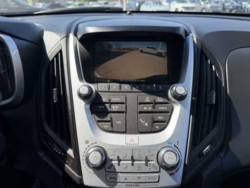 Used 2017 Chevrolet Equinox LT AWD/4WD image 17
