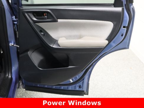 Used 2018 Subaru Forester 2.5i Premium image 32