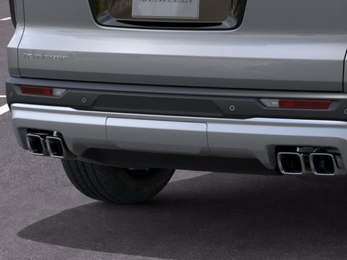 New 2027 Chevrolet Traverse LT w/ Sun and Wheel Package FWD image 14