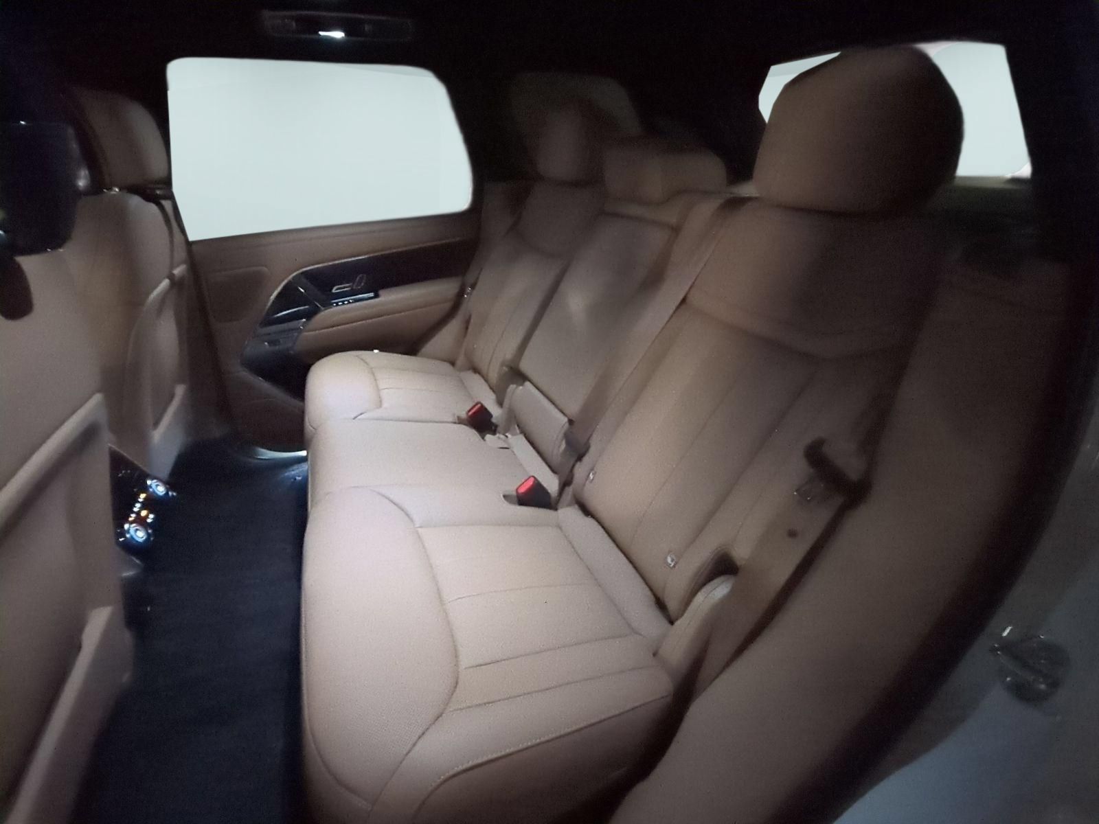 New 2026 Land Rover Range Rover SE AWD/4WD image 25