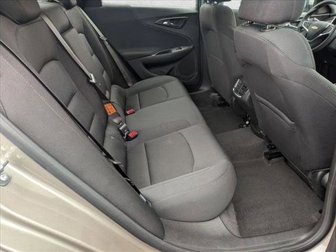 Used 2024 Chevrolet Malibu LT image 19