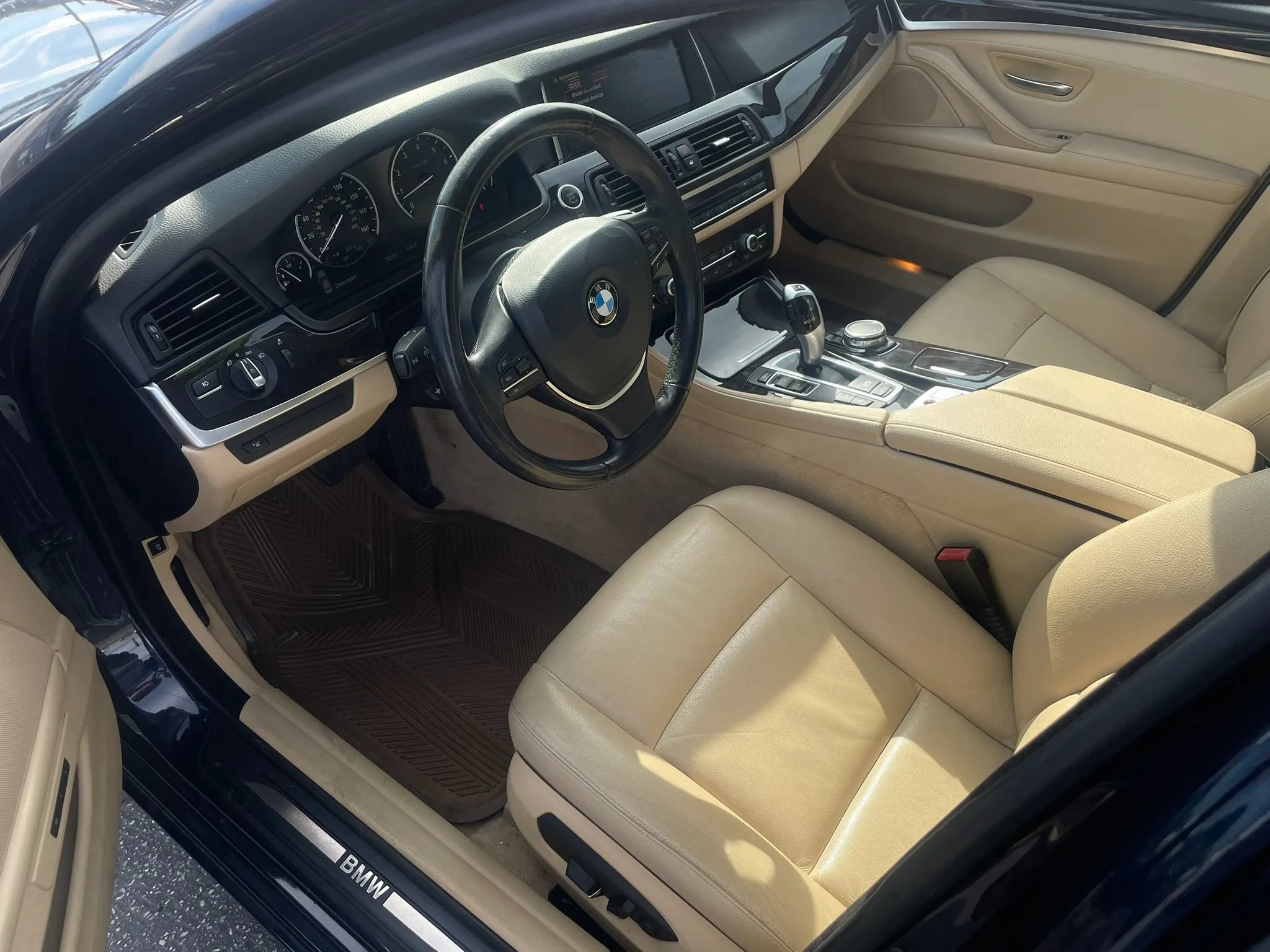 Used 2015 BMW 528i xDrive Sedan AWD/4WD image 9