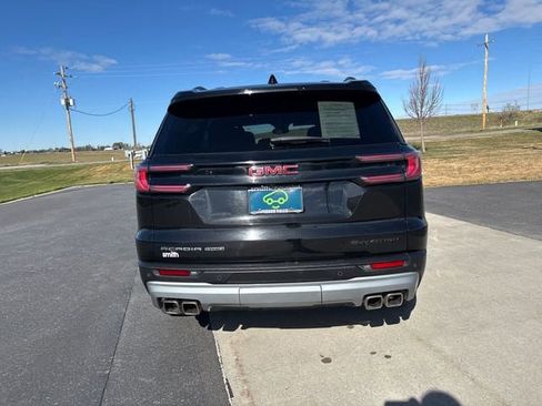 Certified 2024 GMC Acadia Elevation AWD/4WD image 4