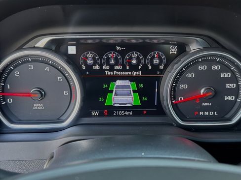 Used 2022 Chevrolet Silverado 1500 High Country w/ Z71 Off-Road Package image 40