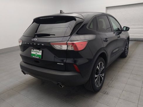 Used 2021 Ford Escape SE w/ SE Sport Appearance Package AWD/4WD image 9