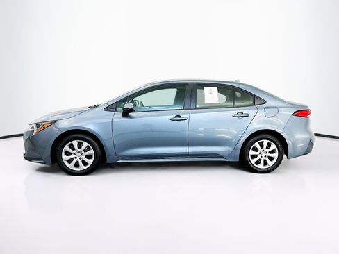 Used 2026 Toyota Corolla LE FWD image 4