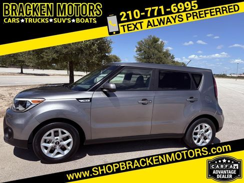 Used 2019 Kia Soul FWD image 1