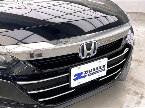 Certified 2021 Honda Accord Touring image 31