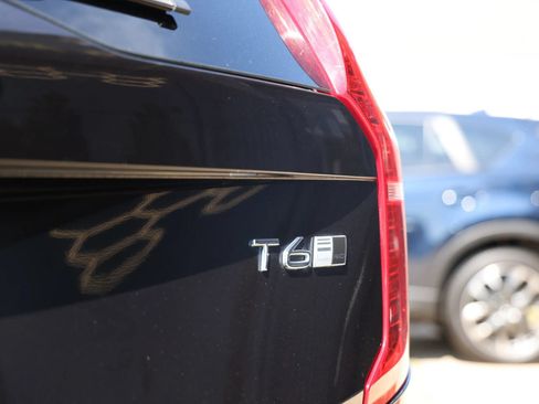Used 2016 Volvo XC90 T6 Inscription w/ Vision Package AWD/4WD image 39
