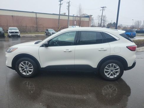 Used 2022 Ford Escape SE w/ Convenience Package image 8