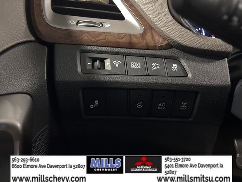 Used 2017 Hyundai Santa Fe SE image 27