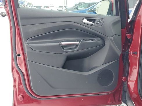 Certified 2019 Ford Escape Titanium w/ U9j03 - Titanium Tow Package image 11