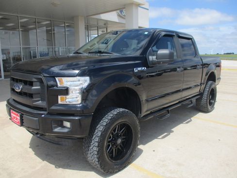 Used 2016 Ford F150 XL w/ Equipment Group 101A Mid AWD/4WD image 2