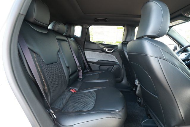 New 2026 Jeep Compass Latitude AWD/4WD image 29