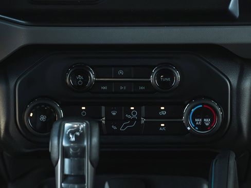 Used 2022 Ford Bronco 4-Door image 35