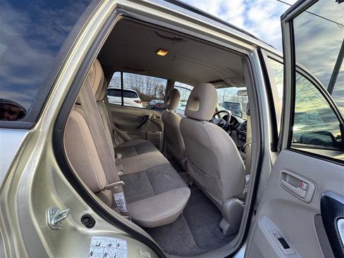 Used 2002 Toyota RAV4 4WD image 40