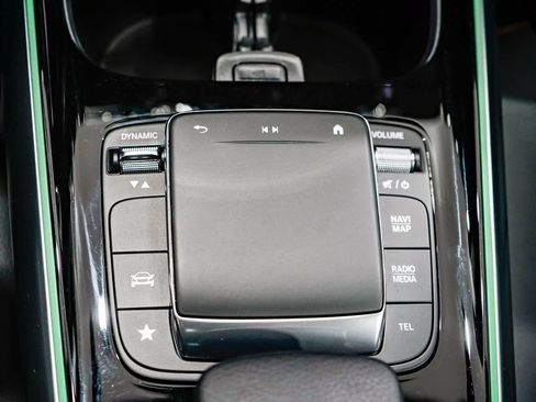 Certified 2023 Mercedes-Benz GLA 250 image 23