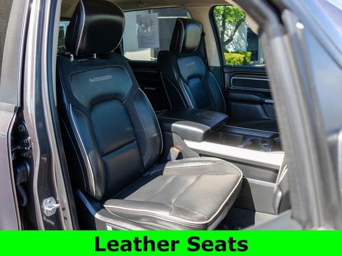 Used 2019 RAM 1500 Laramie AWD/4WD image 9