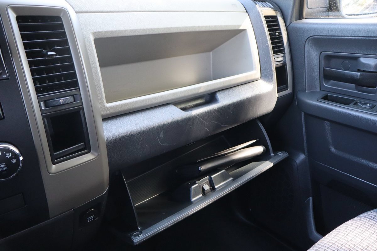 Used 2011 RAM 1500 ST w/ ST Popular Equipment Group AWD/4WD image 33