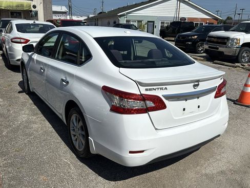 Used 2015 Nissan Sentra SV w/ Style Package FWD image 4