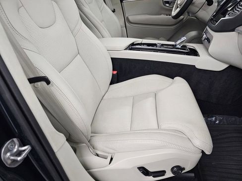 Used 2025 Volvo XC90 T8 Ultra image 20