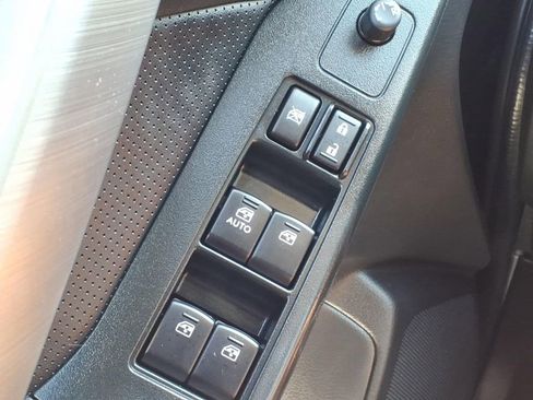 Used 2016 Subaru Forester 2.5i Touring w/ Eyesight & Navigation System AWD/4WD image 13