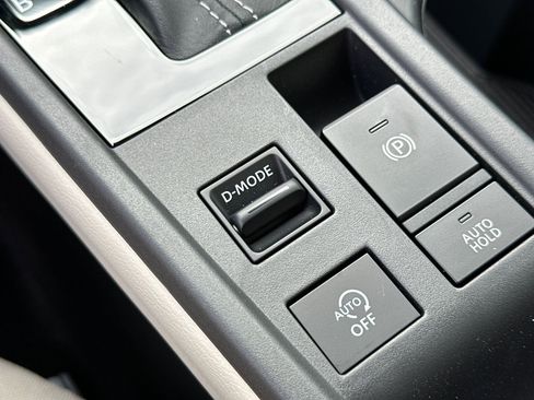 New 2026 Nissan Sentra SL w/ Floor Mat Package FWD image 29