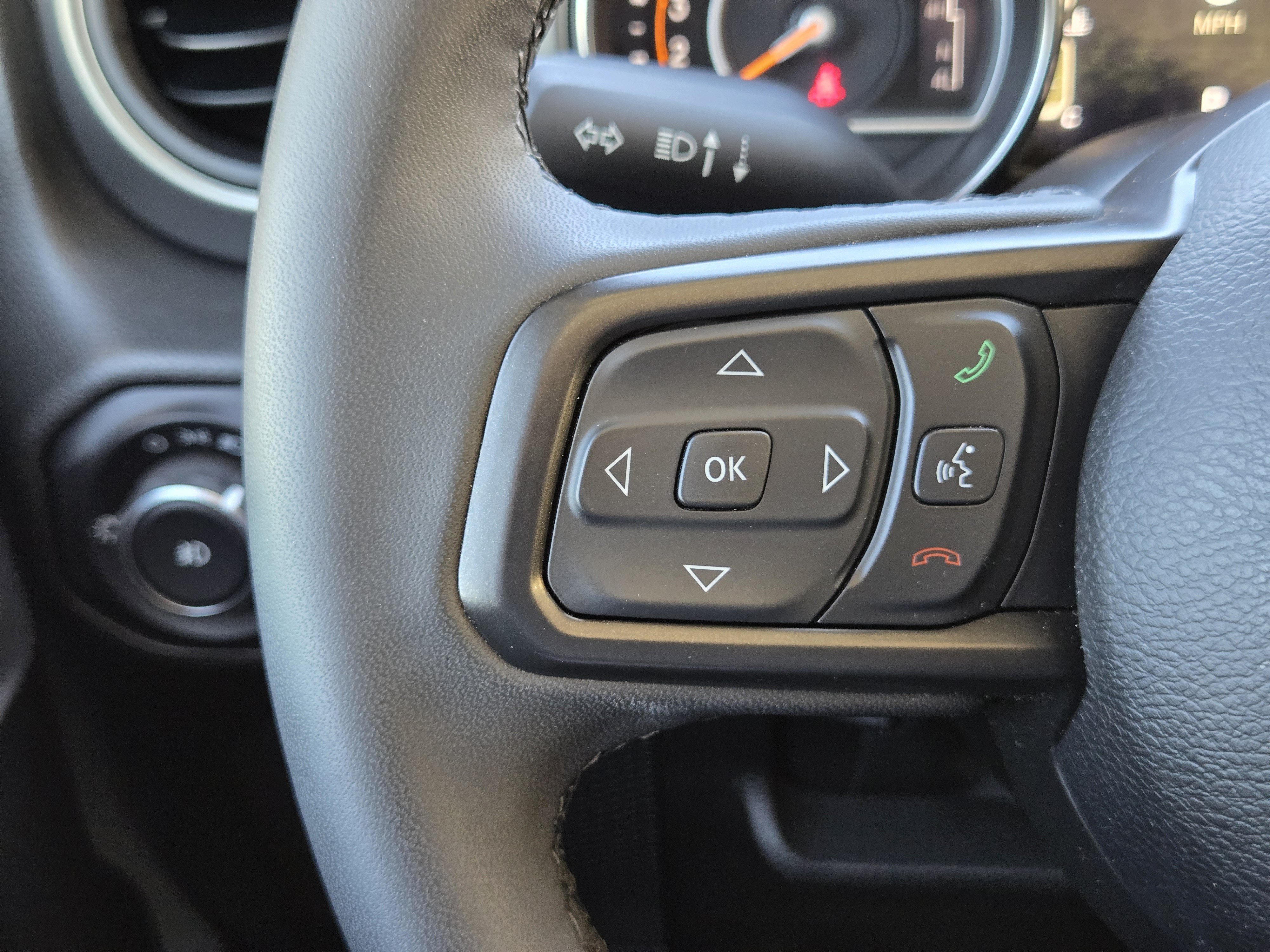 Used 2023 Jeep Wrangler Sport AWD/4WD image 25