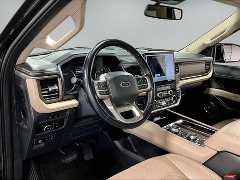 Used 2024 Ford Expedition Max Limited AWD/4WD image 17