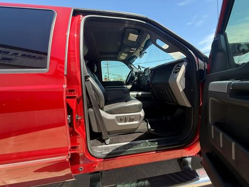 Used 2015 Ford F250 Lariat w/ Lariat Ultimate Package AWD/4WD image 12
