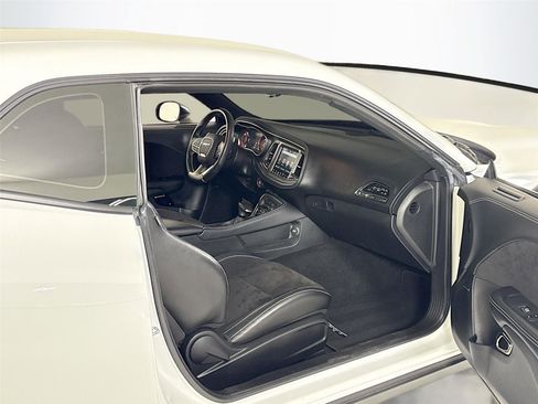 Used 2021 Dodge Challenger SRT Hellcat Redeye image 26