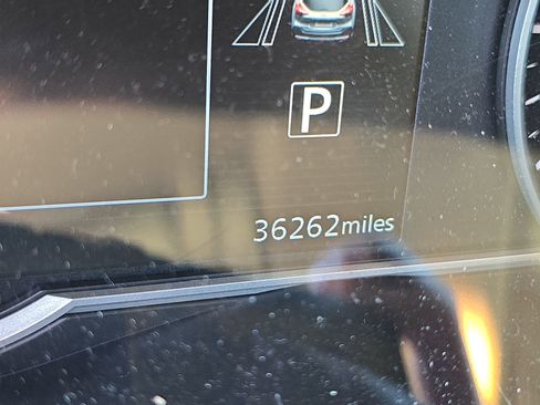 Used 2020 Nissan Kicks SR image 13