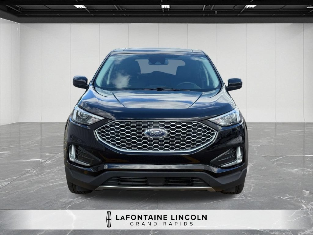 Used 2024 Ford Edge SEL w/ Convenience Package AWD/4WD image 8