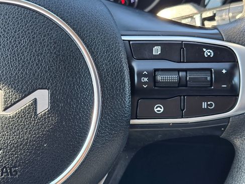 Used 2022 Kia K5 LXS image 29