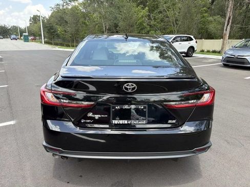 Certified 2025 Toyota Camry SE FWD image 3