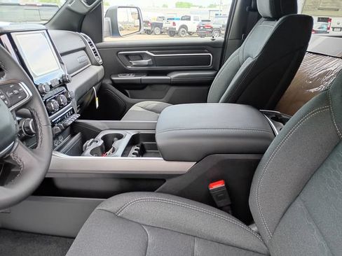 New 2026 RAM 1500 Big Horn w/ Night Edition AWD/4WD image 12