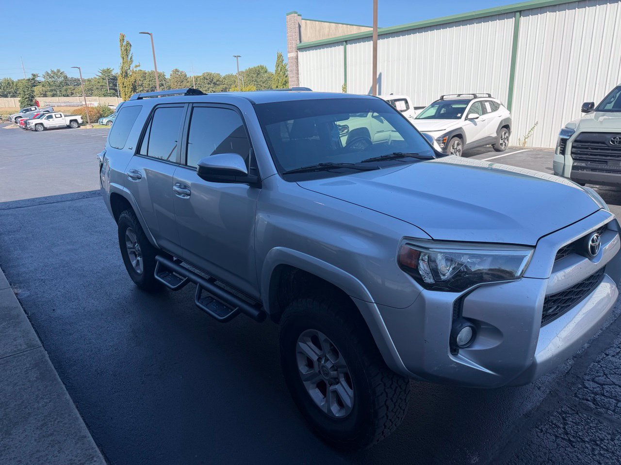 Used 2014 Toyota 4Runner SR5 RWD image 1