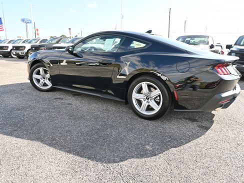 New 2026 Ford Mustang Coupe image 7