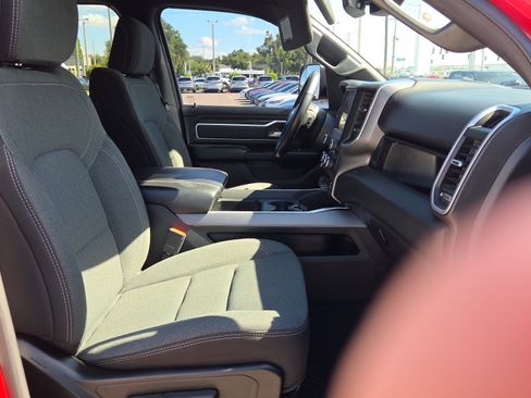 Used 2022 RAM 1500 Big Horn AWD/4WD image 16
